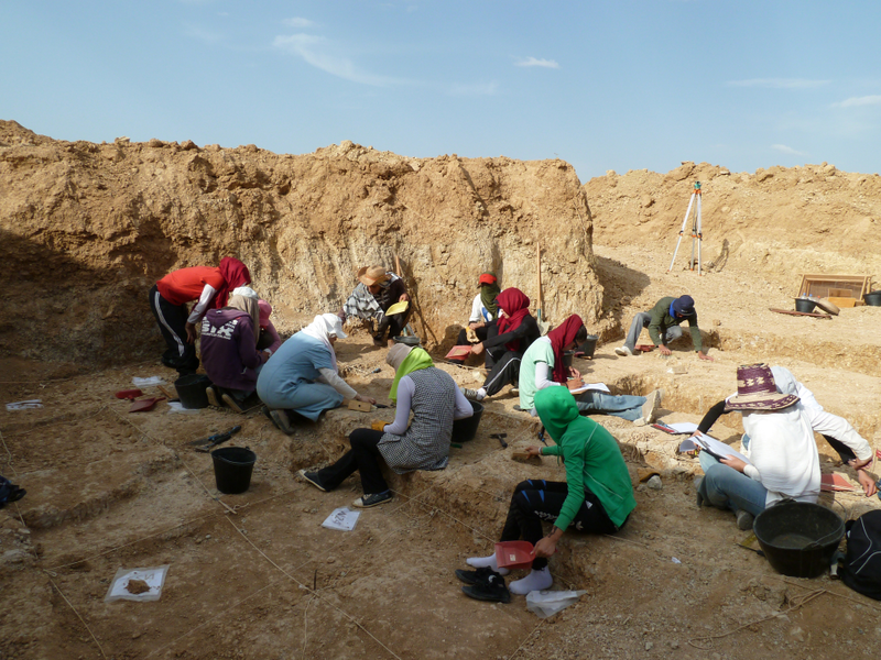 The team working at Ain Boucherit.